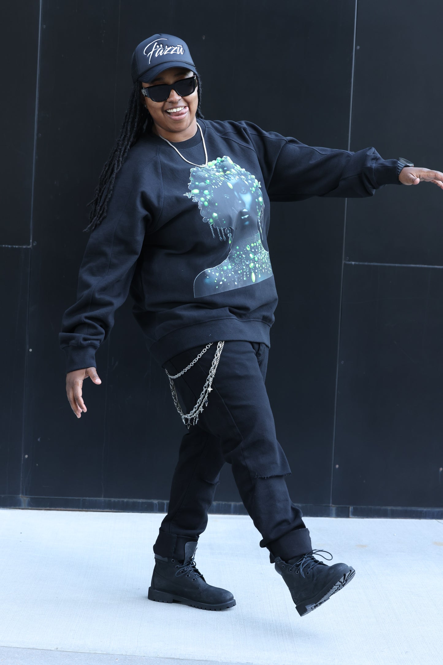 Muva Crewneck